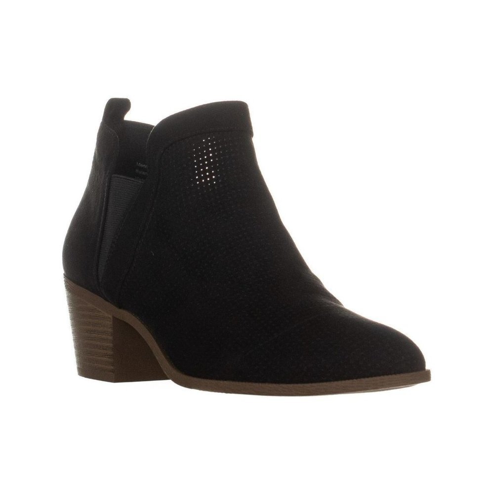 Style & Co. Myrahh Closed Toe Ankle Boots 10